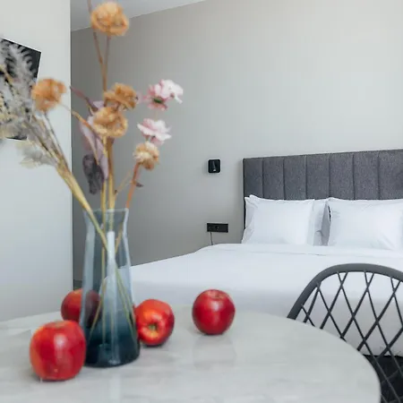 Aurum Aparthotel