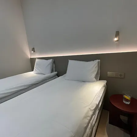 Aurum 3*
