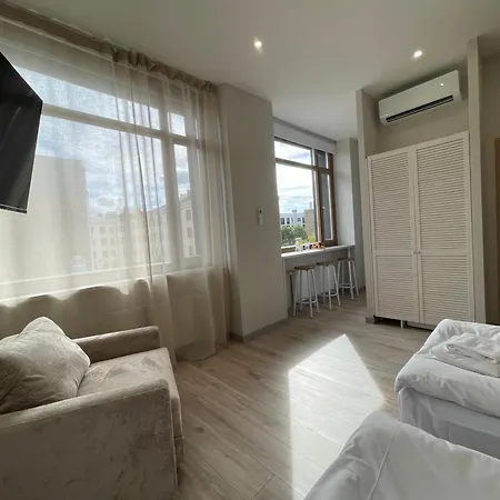 Aurum 3*